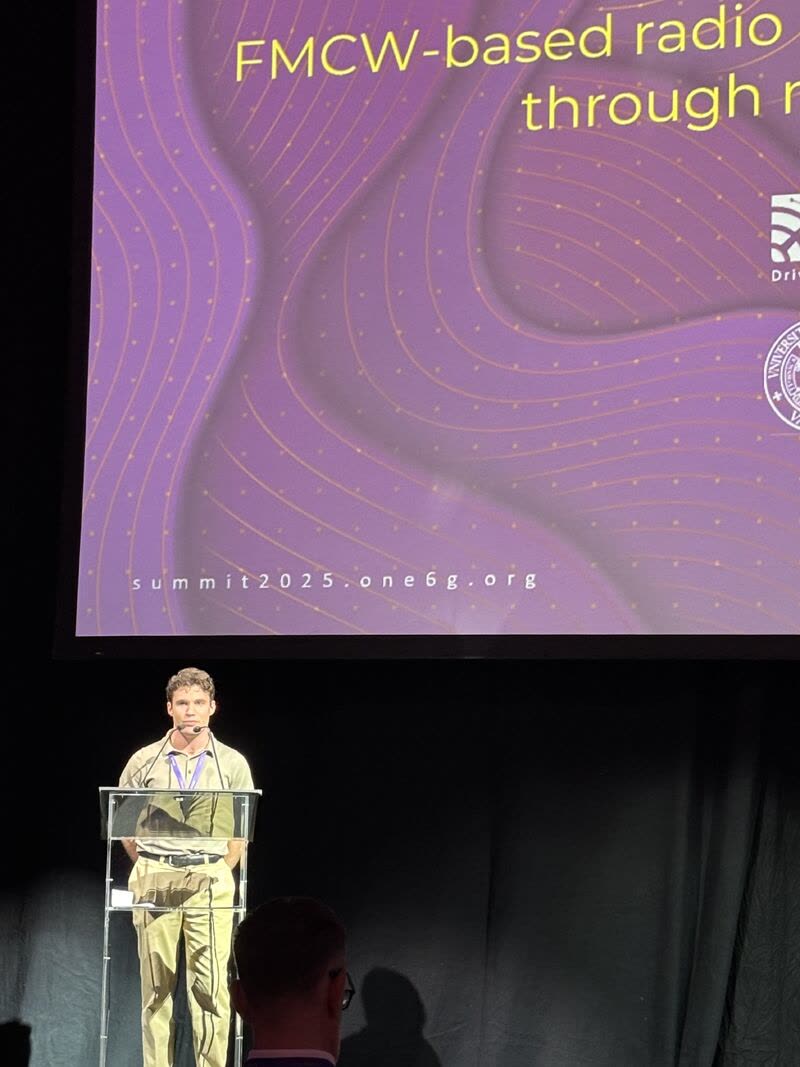Presenting the FMCW-based radio channel sounder on stage at the one6G Summit 2025